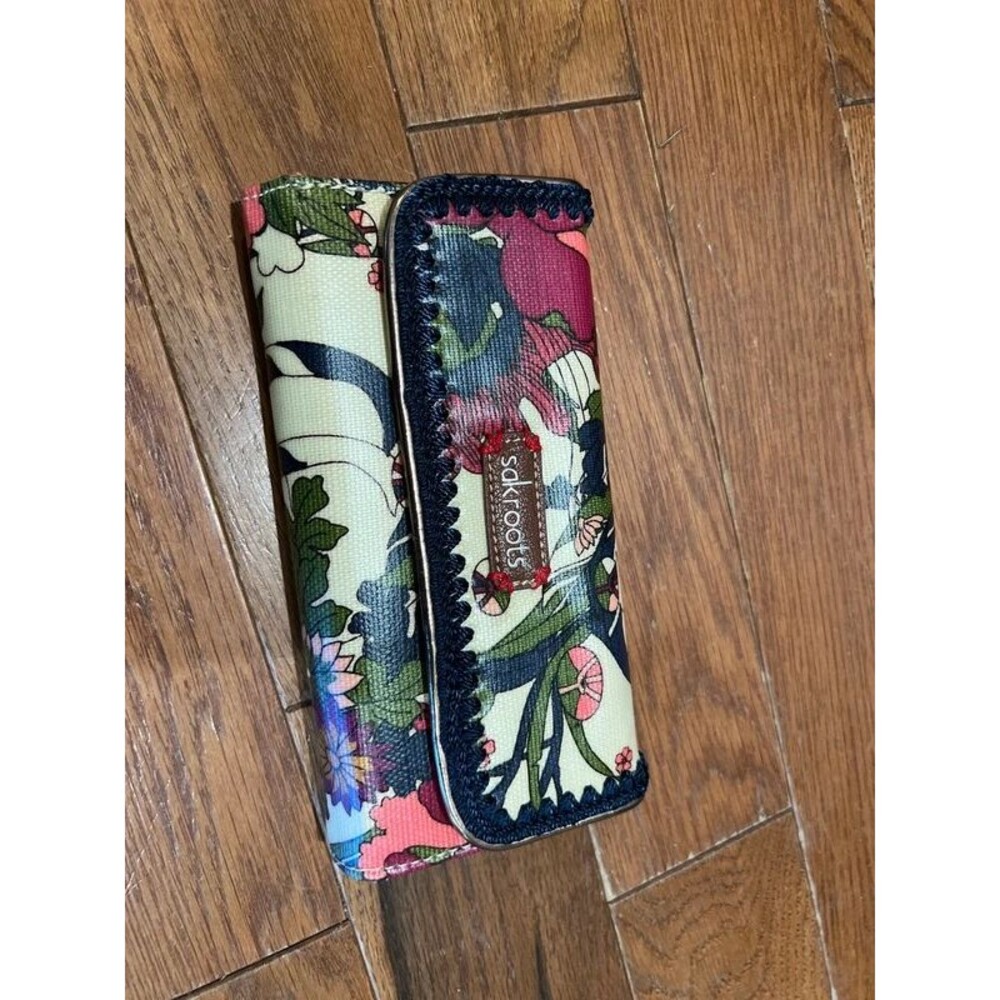 Sakroots wallet
